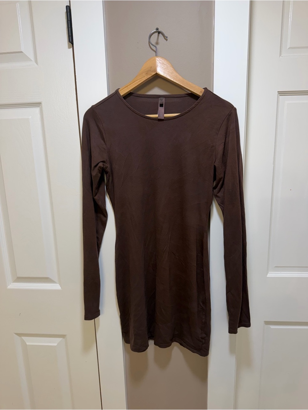 SKIMS Smooth Layers Crewneck Long Sleeve Dress in Cocoa NWOT